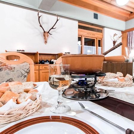 Hotel Tannenhof - Only Bed & Breakfast Oberwald Esterno foto