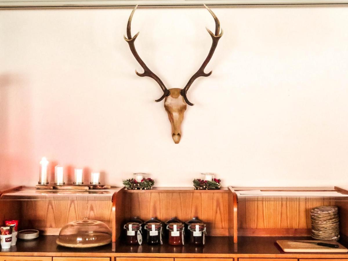 Hotel Tannenhof - Only Bed & Breakfast Oberwald Esterno foto