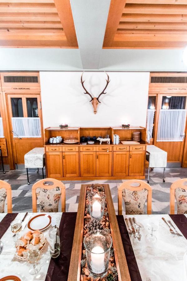 Hotel Tannenhof - Only Bed & Breakfast Oberwald Esterno foto