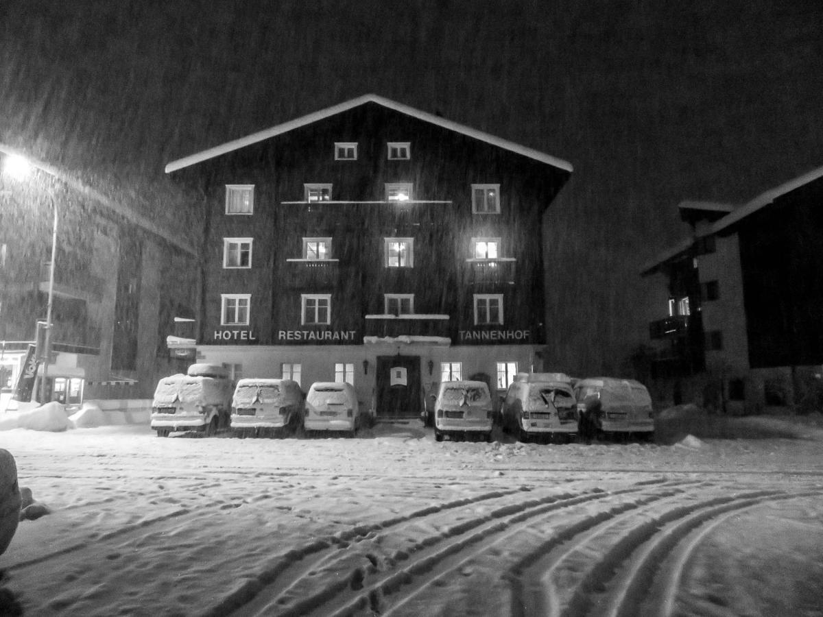 Hotel Tannenhof - Only Bed & Breakfast Oberwald Esterno foto