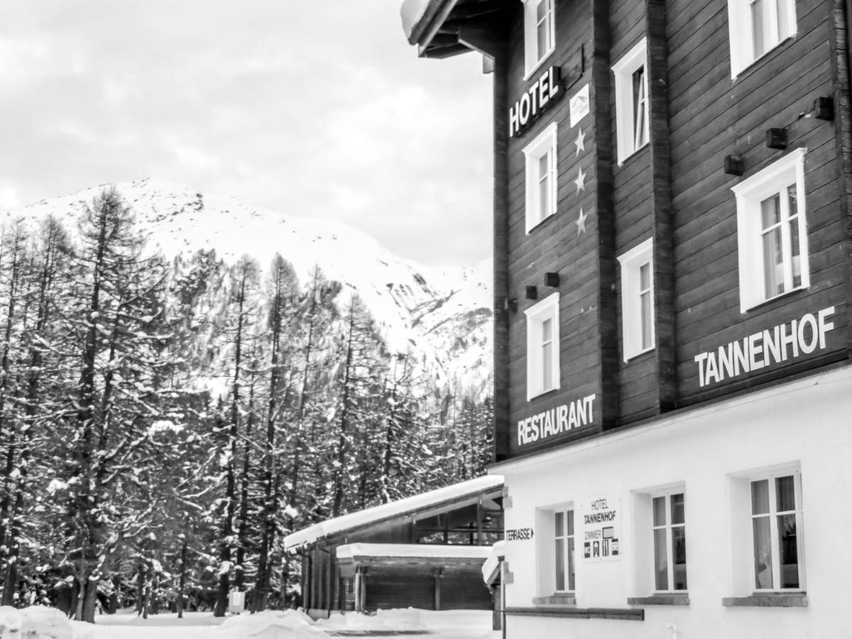 Hotel Tannenhof - Only Bed & Breakfast Oberwald Esterno foto
