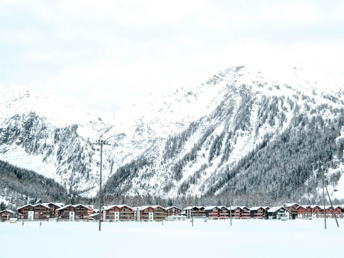 Hotel Tannenhof - Only Bed & Breakfast Oberwald Esterno foto